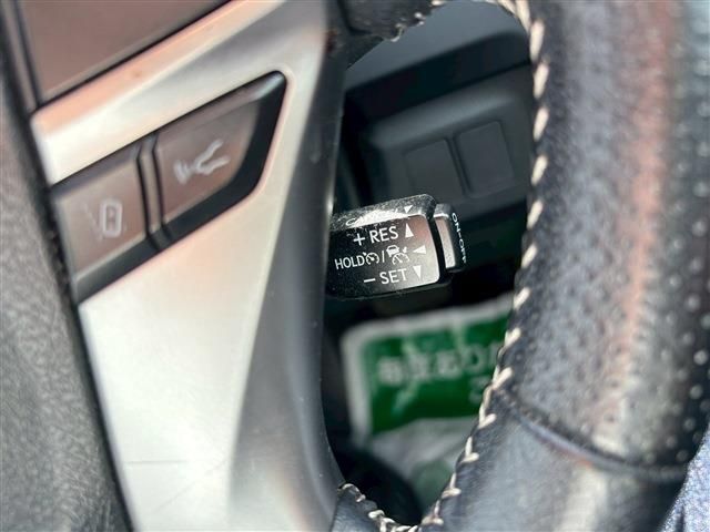 TOYOTA MARK X 2017 Image 31