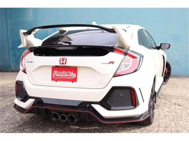 HONDA CIVIC HATCHBACK 2017 Image 31