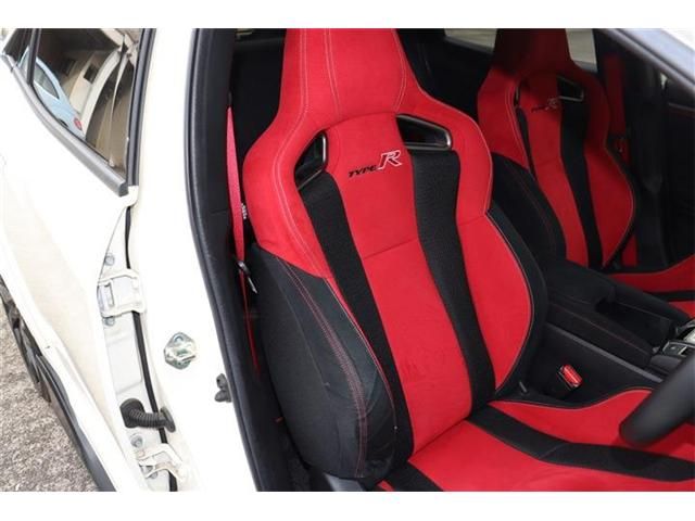 HONDA CIVIC HATCHBACK 2017 Image 31