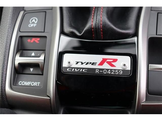 HONDA CIVIC HATCHBACK 2017 Image 31