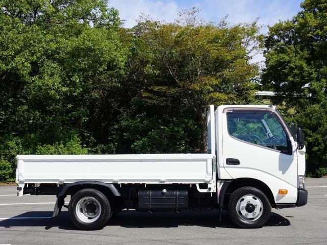 HINO DUTRO 2017 Image 31
