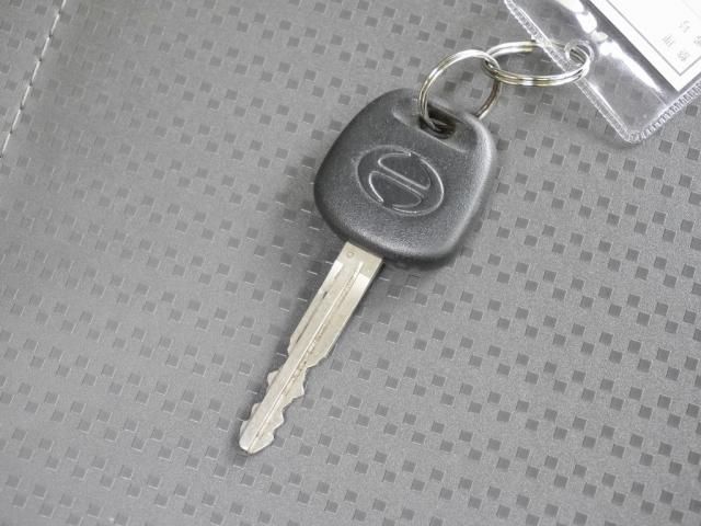 HINO DUTRO 2017 Image 31