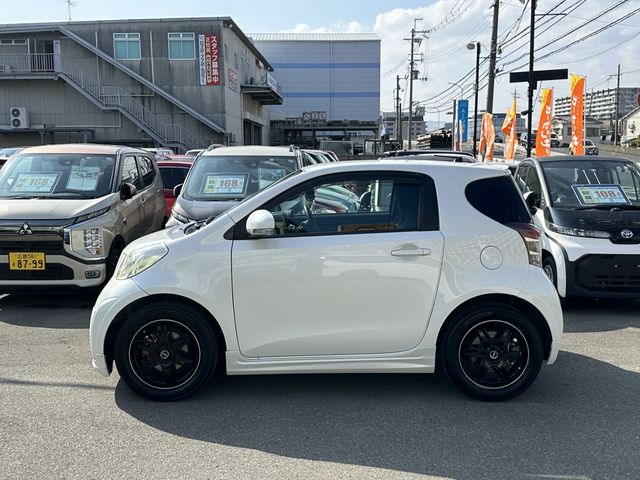 TOYOTA IQ 2010 Image 31