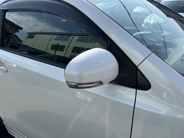 TOYOTA IQ 2010 Image 31