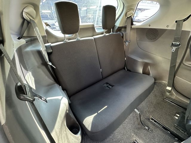 TOYOTA IQ 2010 Image 31