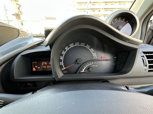 TOYOTA IQ 2010 Image 31