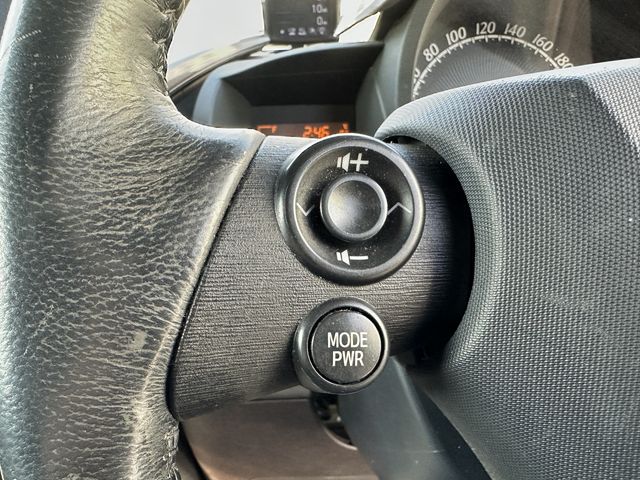 TOYOTA IQ 2010 Image 31