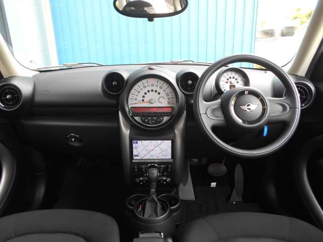 BMW MINI COOPER CROS 2014 Image 31