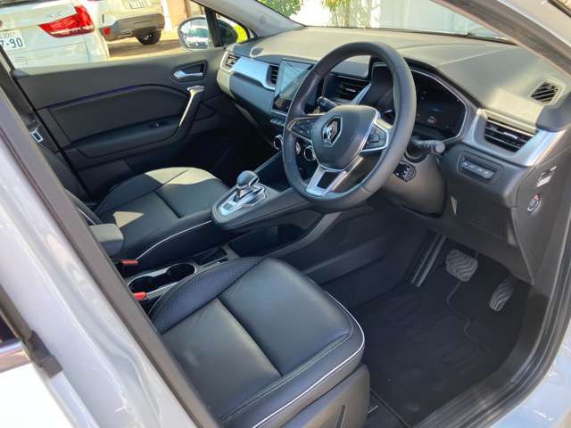 RENAULT CAPTUR 2023 Image 31