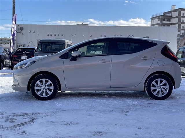 TOYOTA AQUA 2021 Image 31