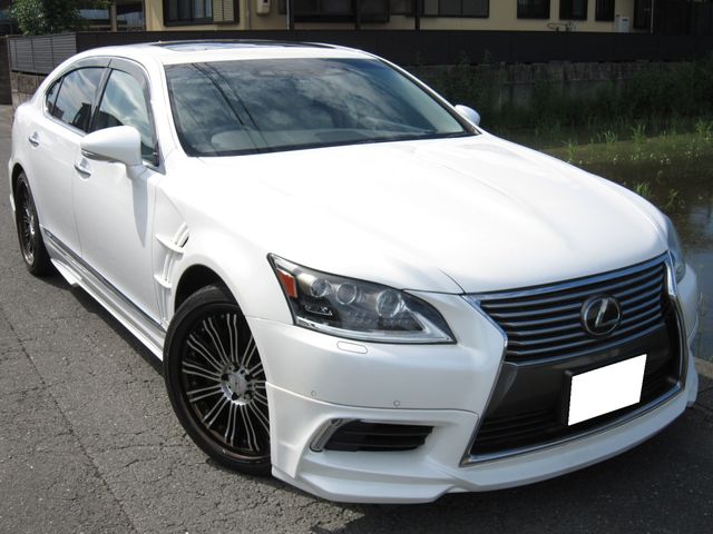 TOYOTA LEXUS LS600HL 2013 Image 31
