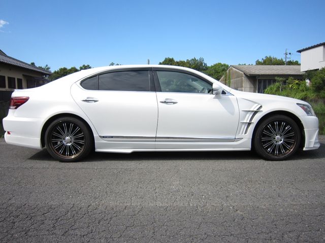 TOYOTA LEXUS LS600HL 2013 Image 31