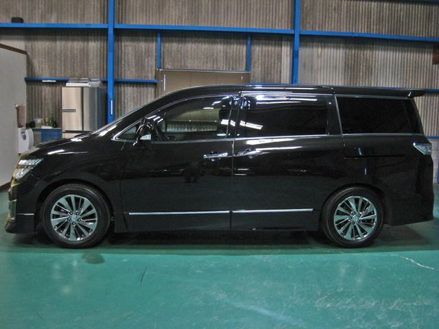 NISSAN ELGRAND 2019 Image 31