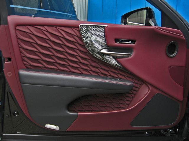 TOYOTA LEXUS LS500H 4WD 2017 Image 31