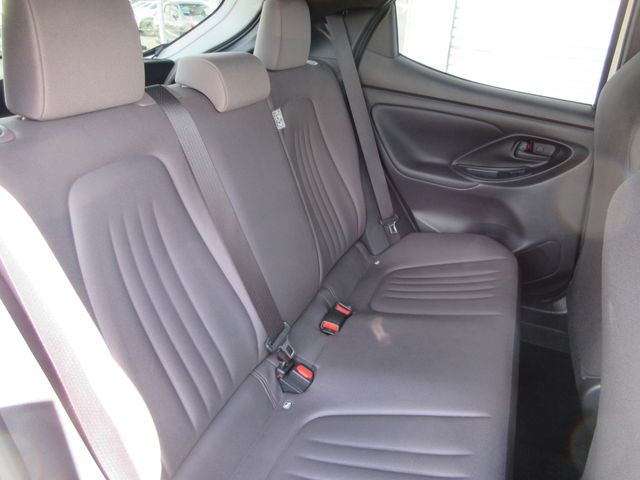 TOYOTA YARIS HYBRID 2020 Image 31