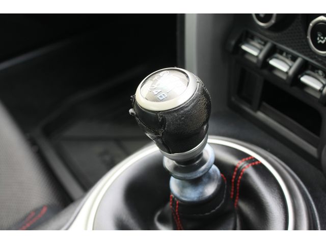 SUBARU BRZ 2012 Image 31