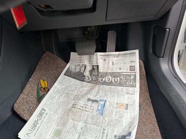 VOLKSWAGEN THE BEETL 2015 Image 31