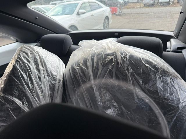 VOLKSWAGEN THE BEETL 2015 Image 31