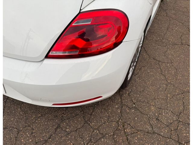 VOLKSWAGEN THE BEETL 2015 Image 31