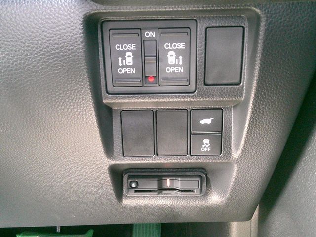 HONDA STEPWAGON SPADA 2024 Image 31