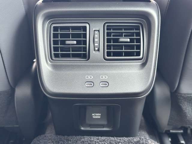 TOYOTA CROWN CROSSOVER 2022 Image 31