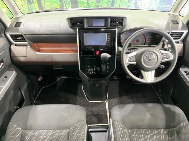 TOYOTA TANK 2019 Image 31