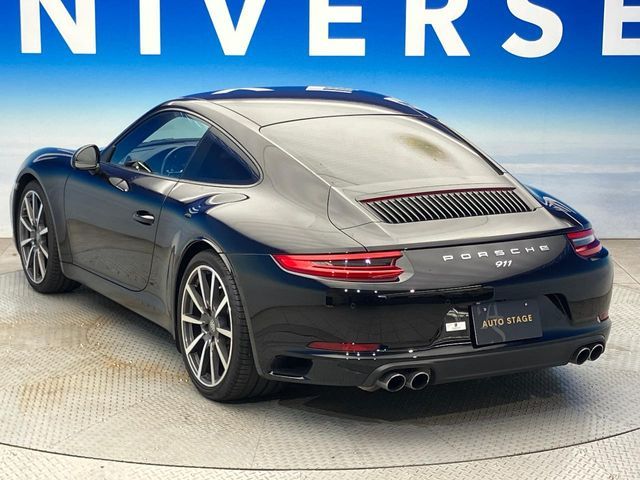 PORSCHE 911 2016 Image 31
