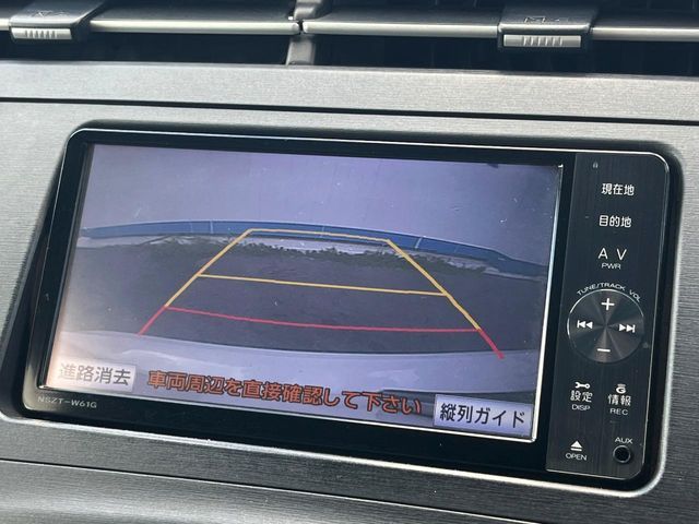 TOYOTA PRIUS 2011 Image 31