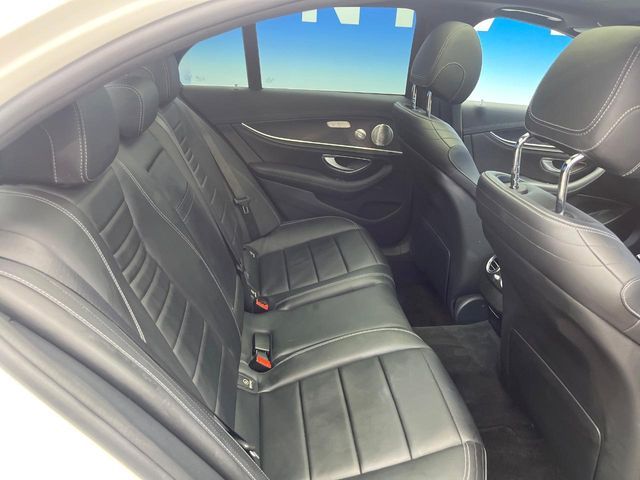 MERCEDES BENZ E CLAS 2016 Image 31