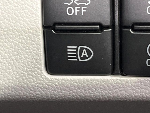 DAIHATSU MIRA E:S 4WD 2020 Image 31