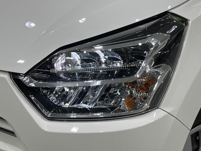 DAIHATSU MIRA E:S 4WD 2020 Image 31