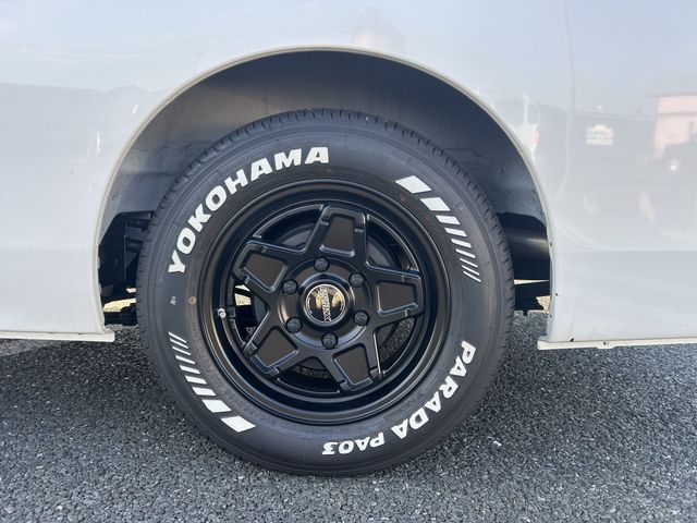 NISSAN CARAVAN VAN 4WD 2025 Image 31