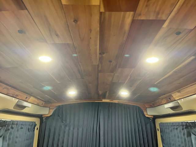 DAIHATSU HIJET CARGO 4WD 2023 Image 31