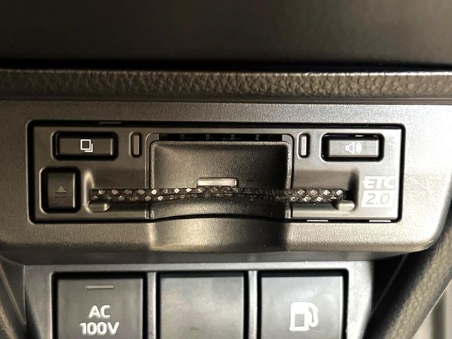 TOYOTA PRIUS 2023 Image 31