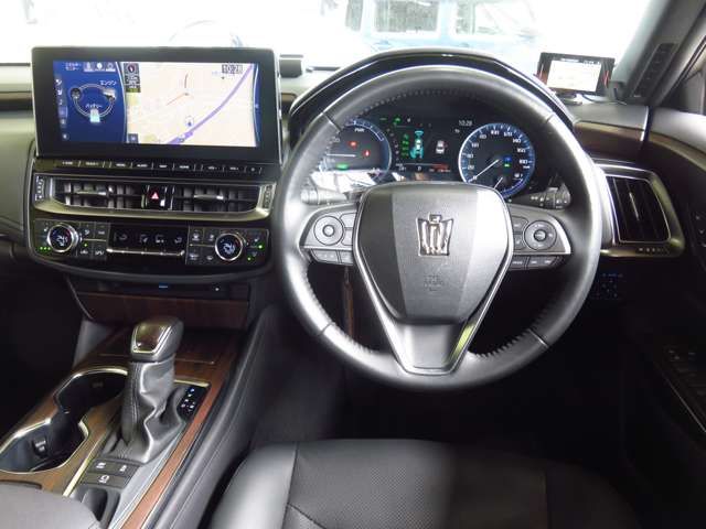 TOYOTA CROWN SEDAN HYBRID 2020 Image 31