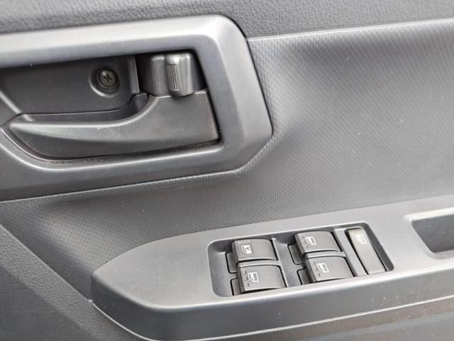 DAIHATSU MIRA E:S 2018 Image 31