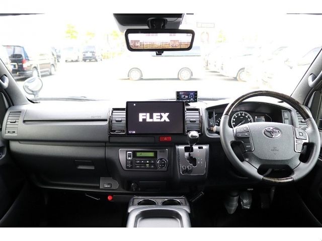 TOYOTA HIACE VAN 2WD 2020 Image 31