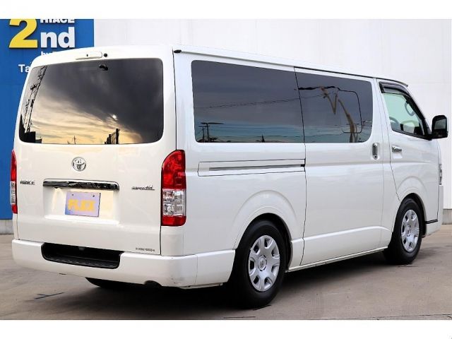 TOYOTA HIACE VAN 2WD 2020 Image 31