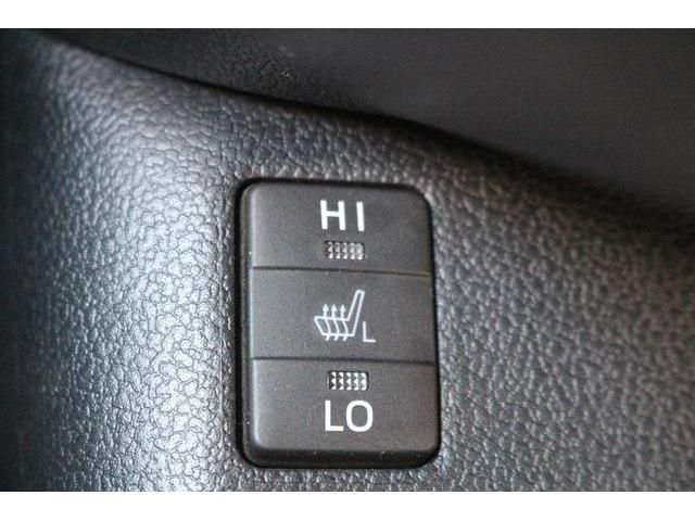 TOYOTA PRIUS PHV 2017 Image 31