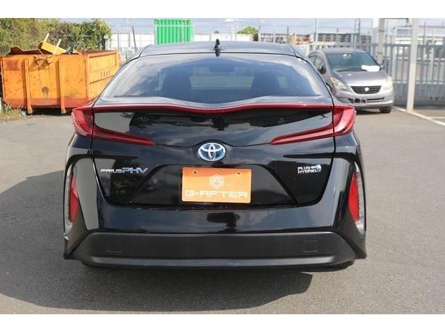 TOYOTA PRIUS PHV 2017 Image 31