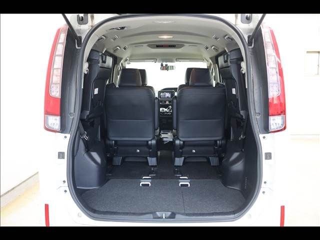 TOYOTA ESQUIRE HYBRID 2015 Image 31