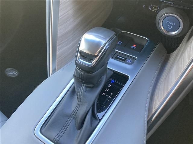 TOYOTA HARRIER HYBRID 2021 Image 31