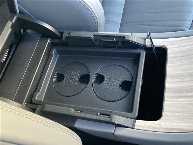 TOYOTA HARRIER HYBRID 2021 Image 31