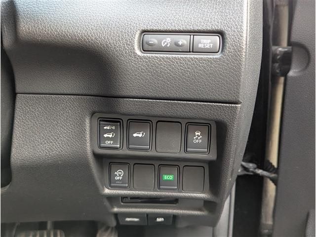 NISSAN X-TRAIL 2WD 2016 Image 31