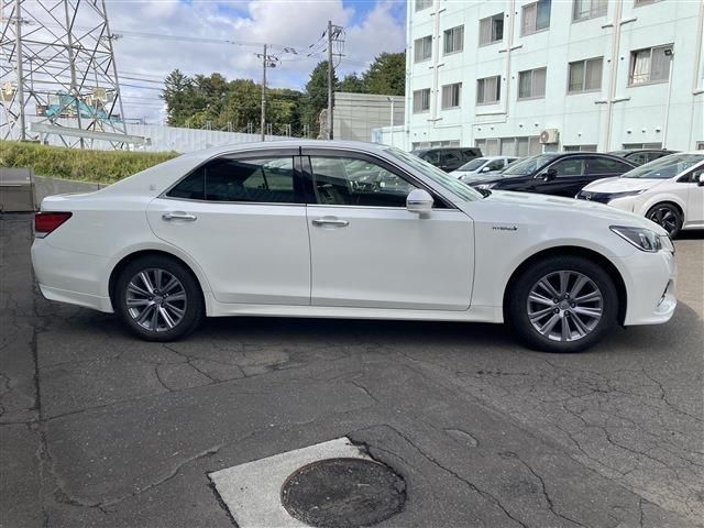 TOYOTA CROWN SEDAN HYBRID 4 2015 Image 31