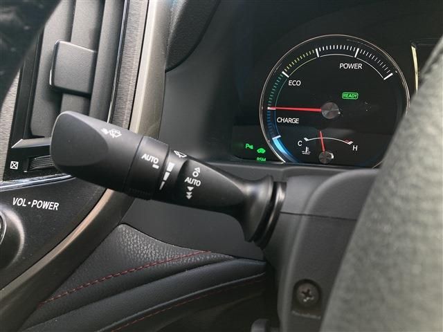 TOYOTA CROWN SEDAN HYBRID 4 2015 Image 31