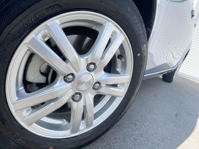 TOYOTA VITZ 2014 Image 31