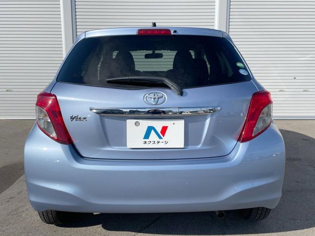 TOYOTA VITZ 2014 Image 31