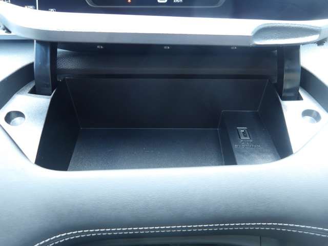 NISSAN SERENA  S-HYBRID 4WD 2019 Image 31