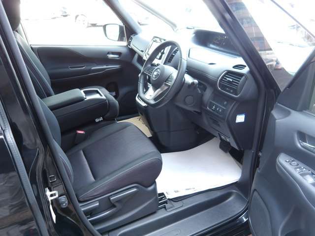 NISSAN SERENA  S-HYBRID 4WD 2019 Image 31